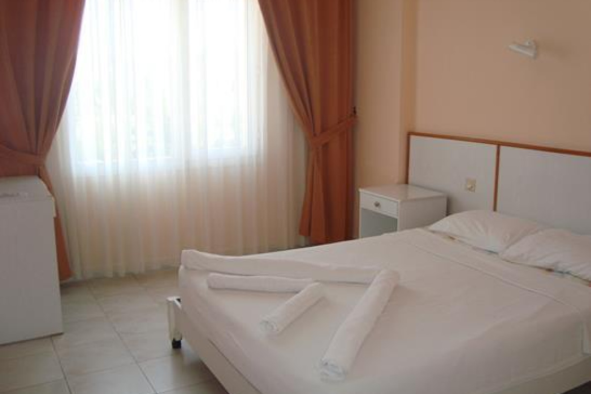 GOLDEN MOON APART HOTEL