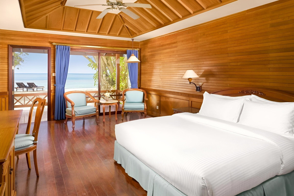 Royal Island Resort & Spa