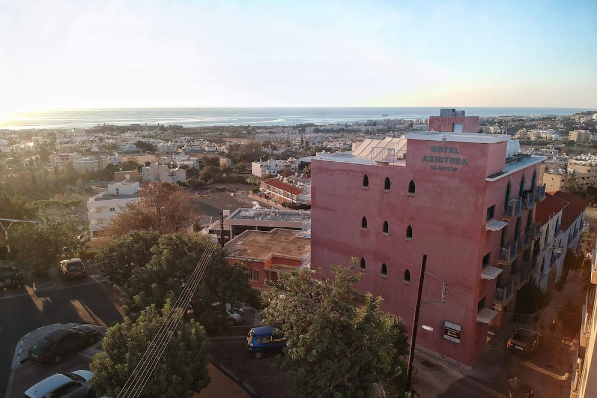 AXIOTHEA HOTEL