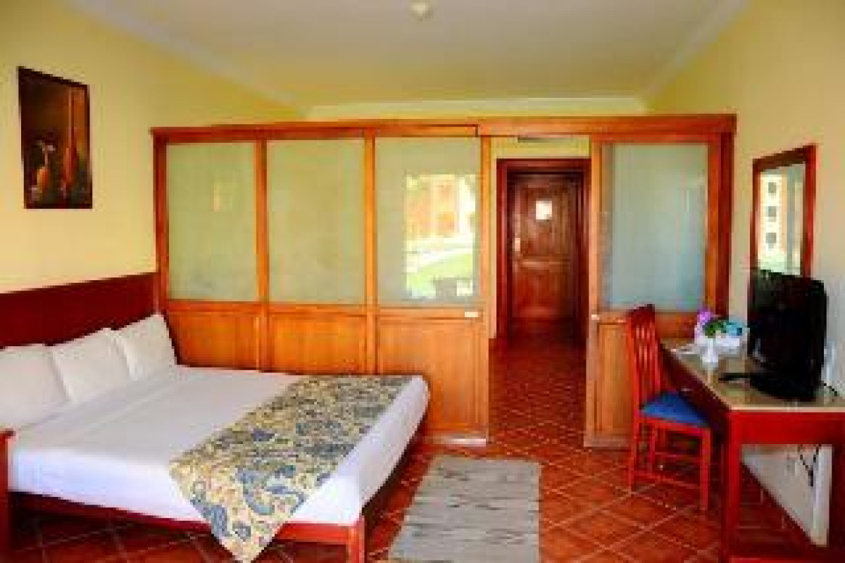 CASA MARE RESORT