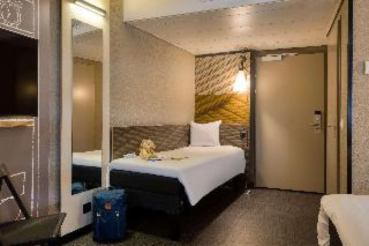 ibis Zurich City West Hotel