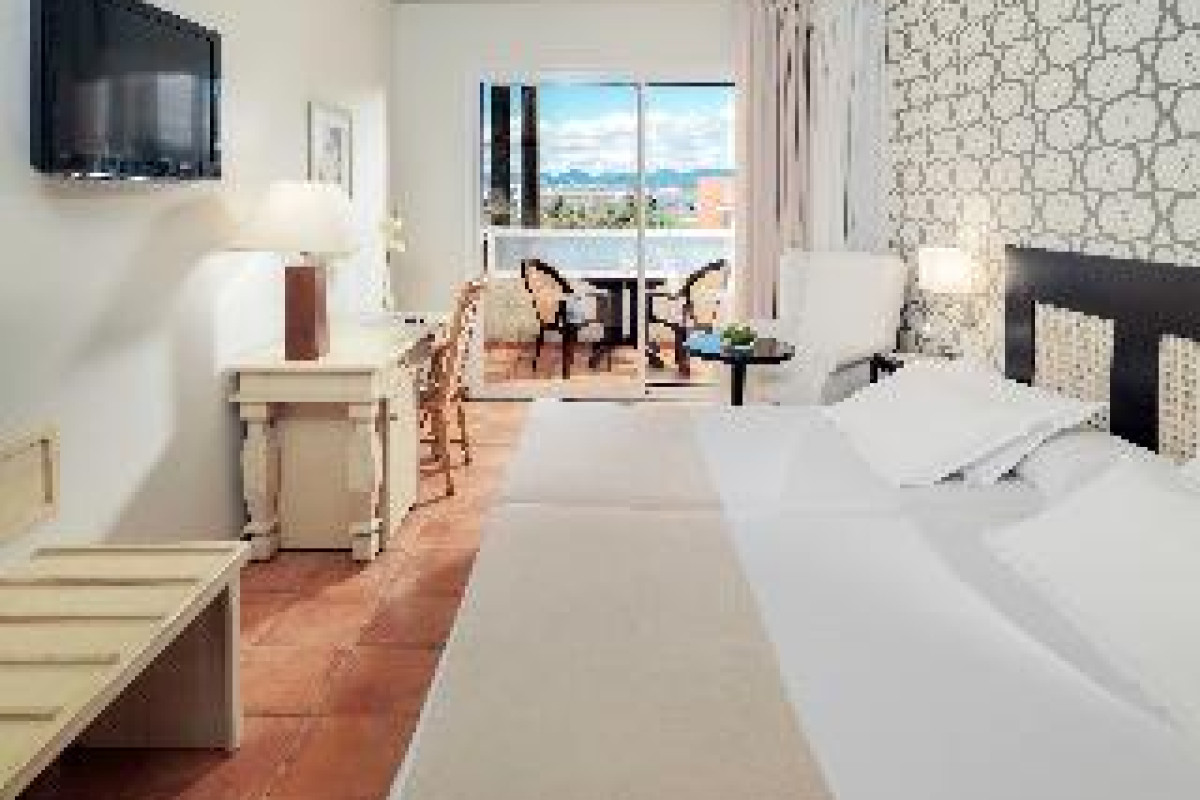 H10 SALAURIS PALACE