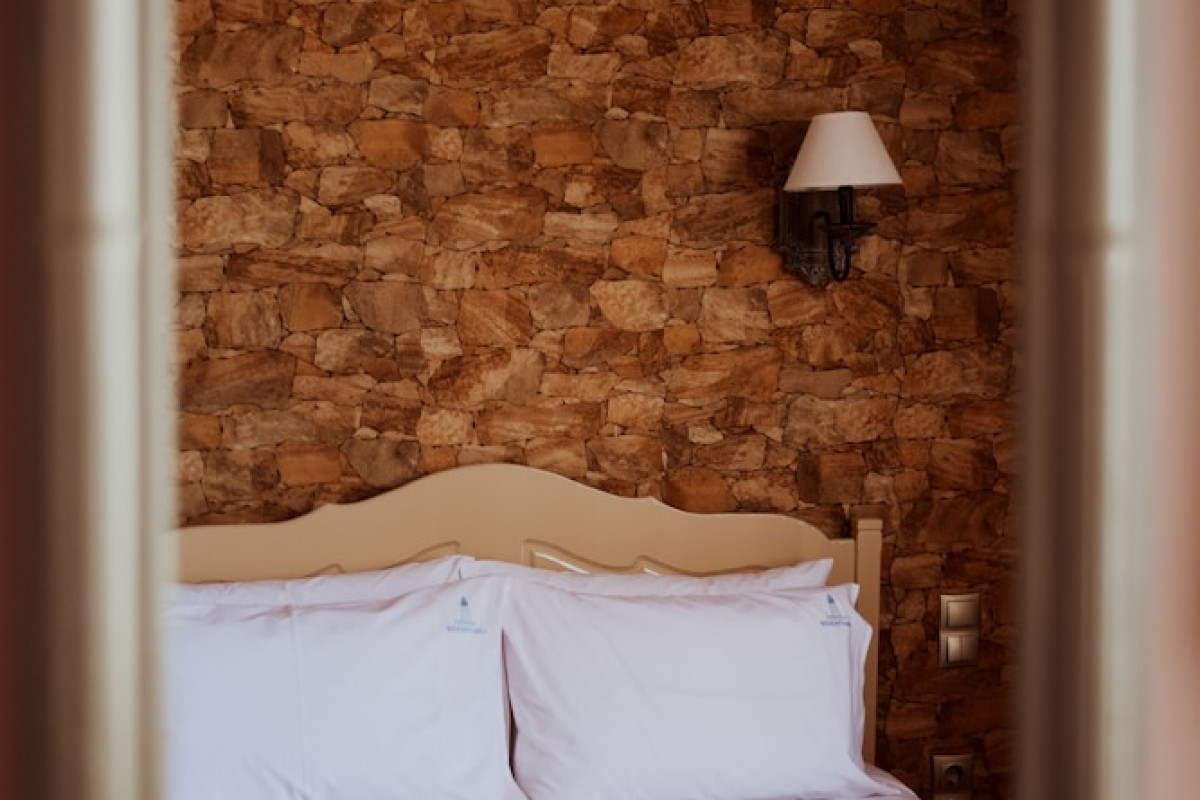 LIGHTHOUSE HOTEL