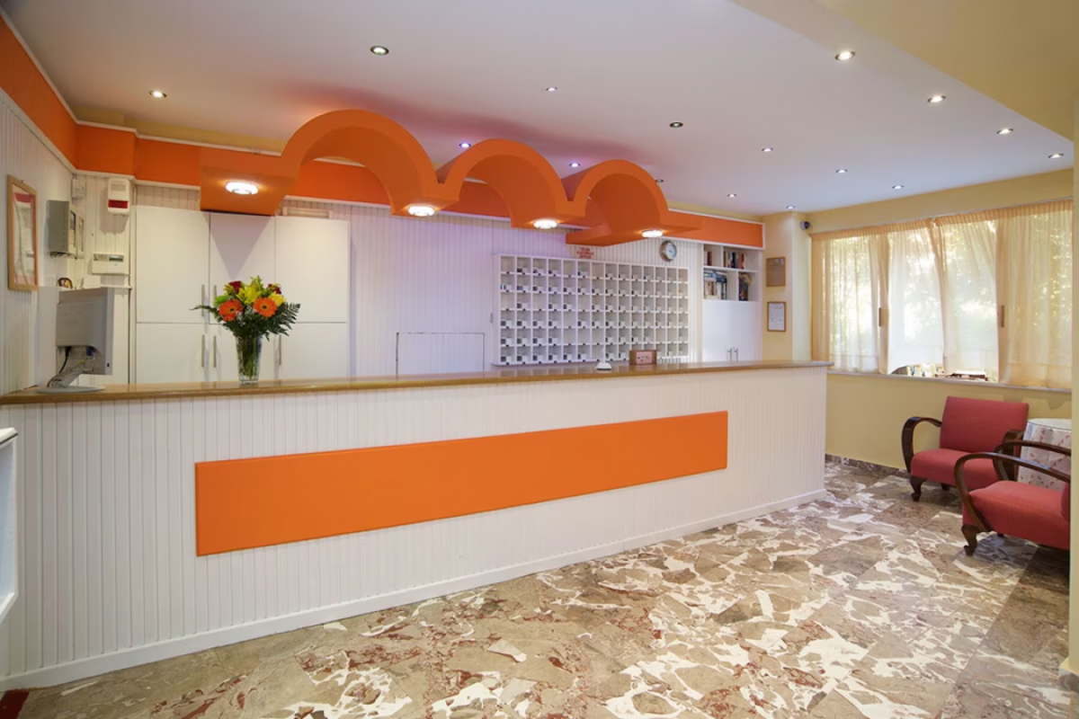 Lorenzo House Apartments