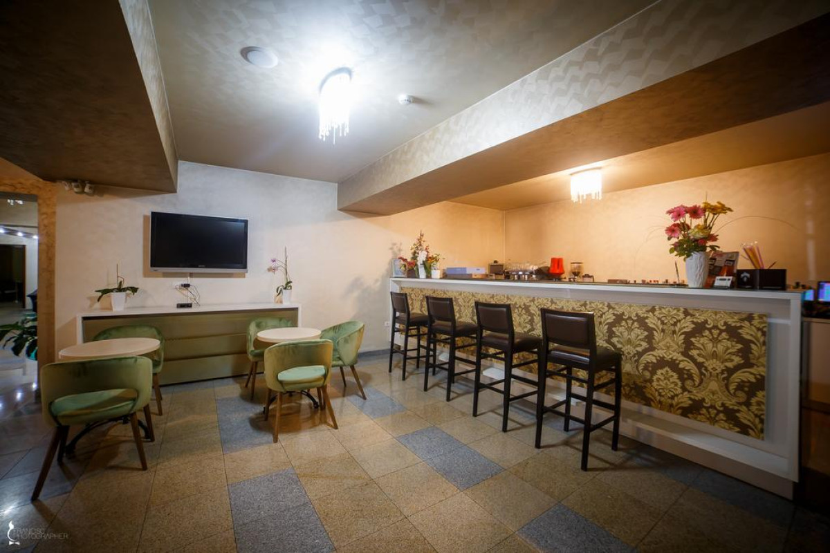 HOTEL OZANA