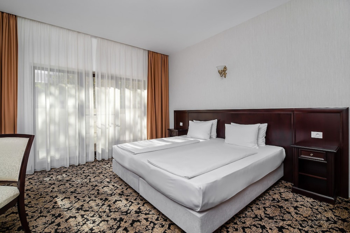 REDIU HOTEL AND RESTAURANT