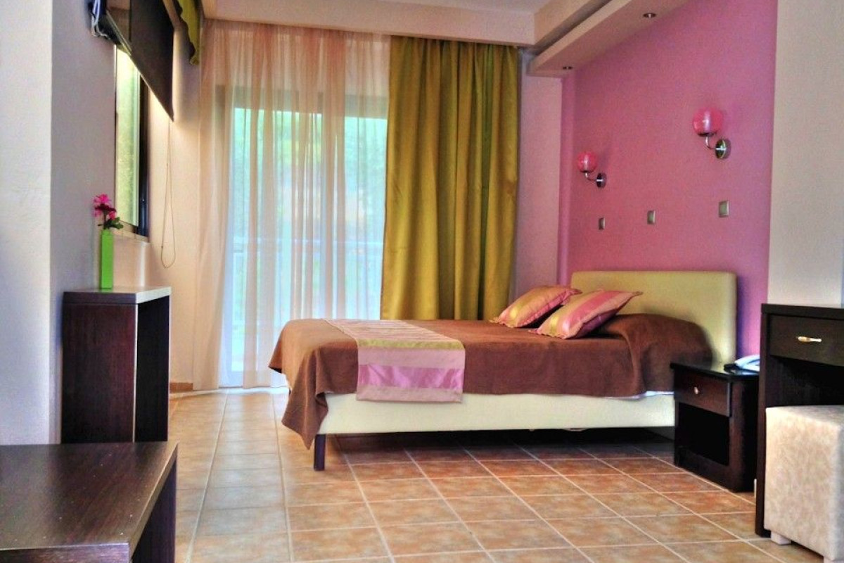 Maranton Beach Hotel