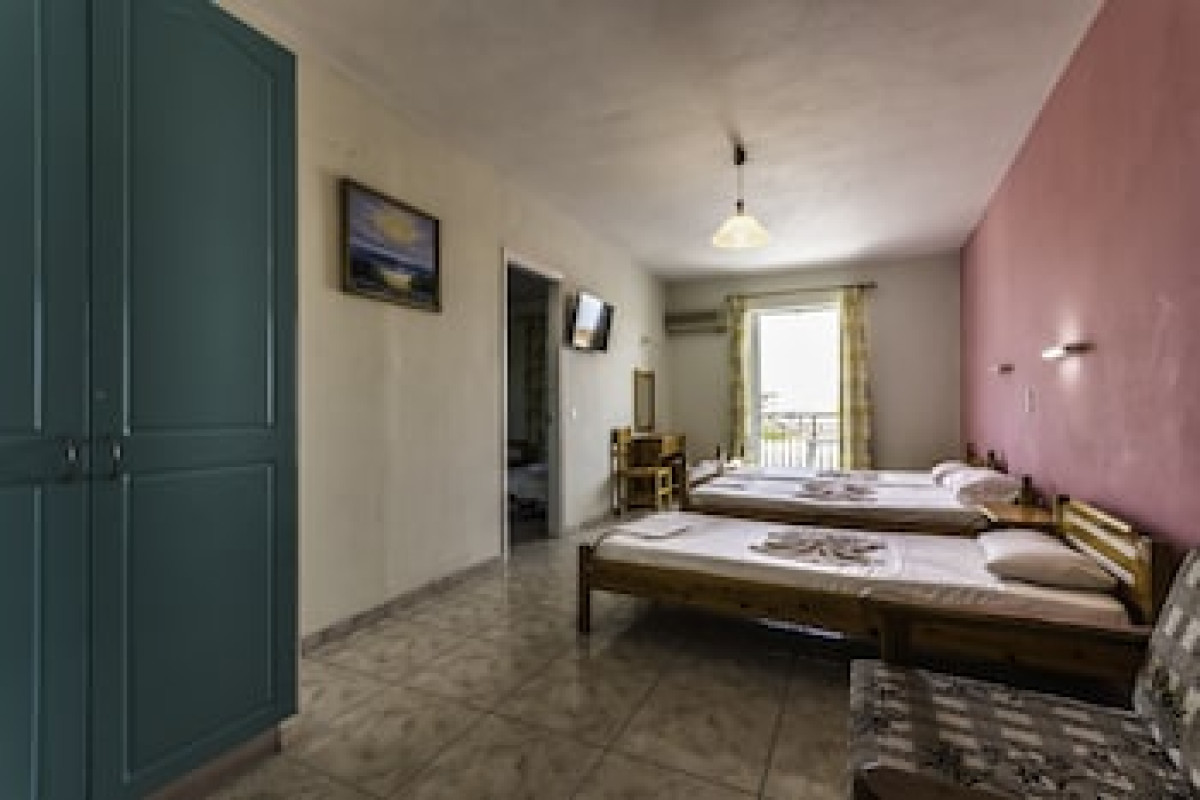 VOSSOS HOTEL APARTMENTS