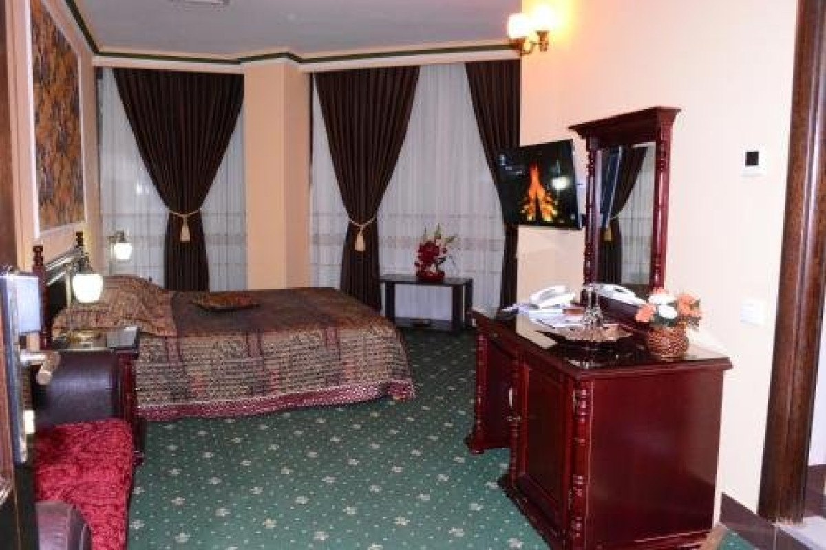 HOTEL CENTRAL