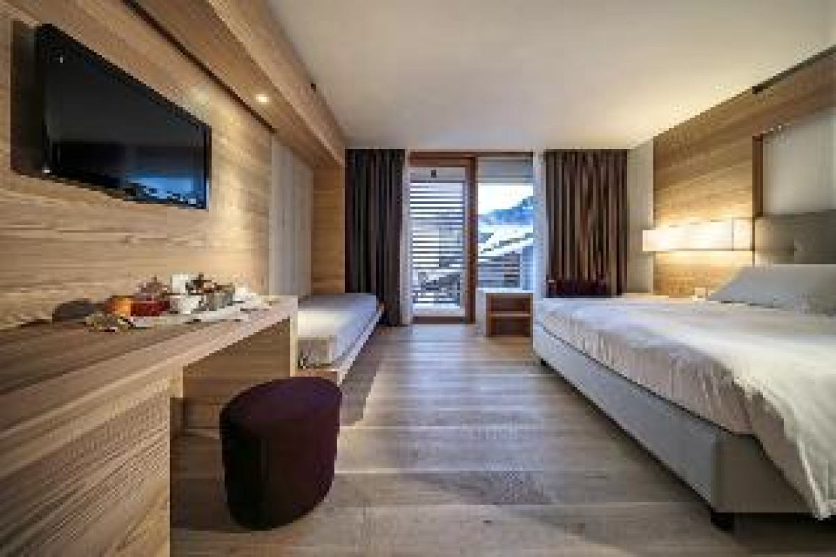 LAJADIRA HOTEL amp; SPA