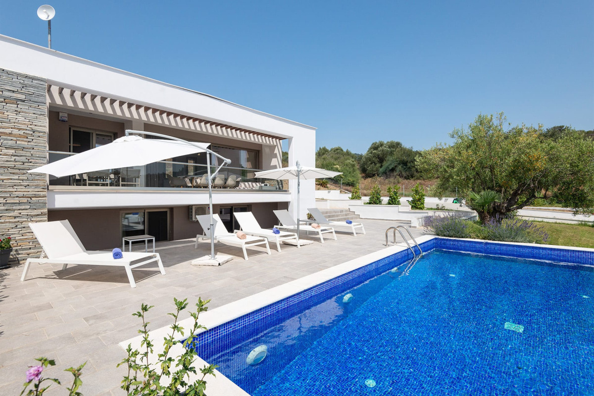 Afisia Villas