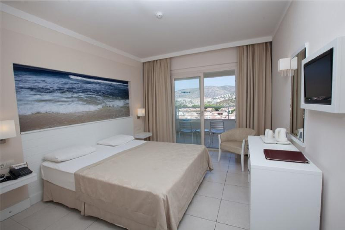 BATIHAN BEACH RESORT AND SPA