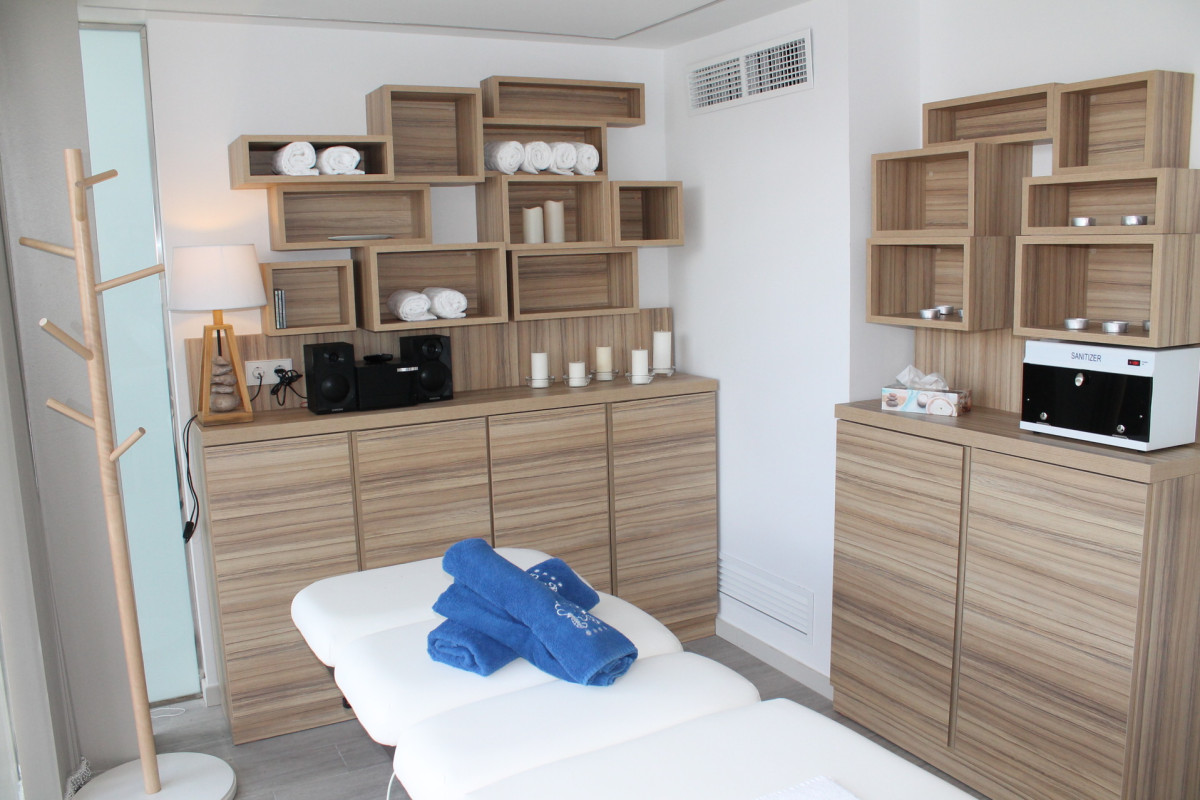 Bahia de Alcudia Hotel  Spa