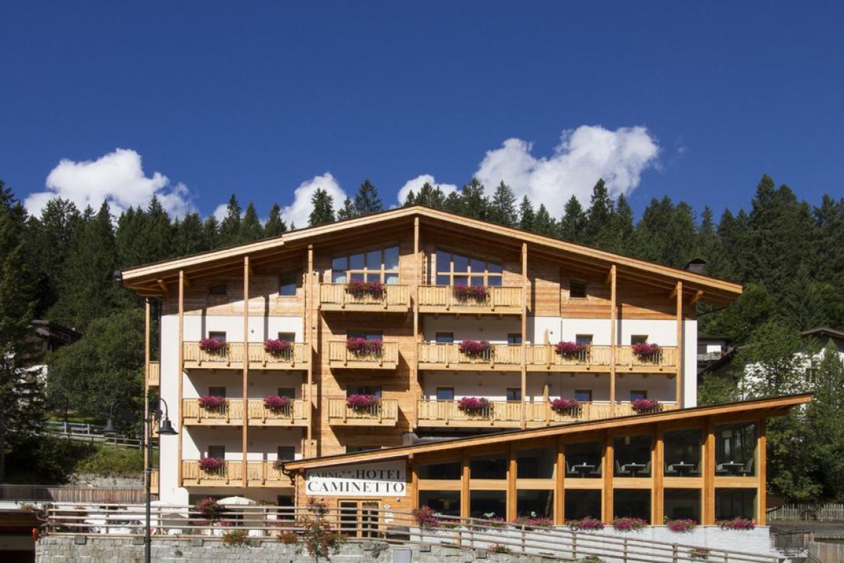 HOTEL GARNÌ CAMINETTO