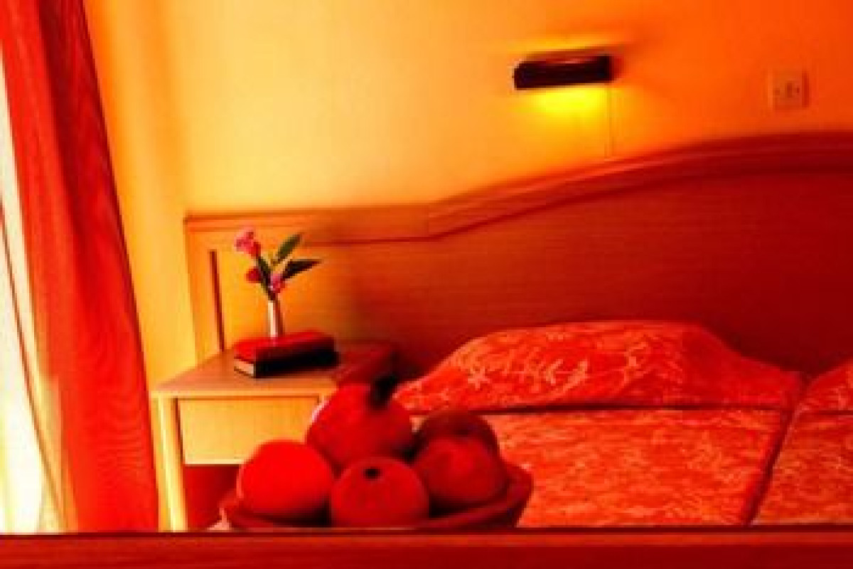 PRIMAVERA HOTEL