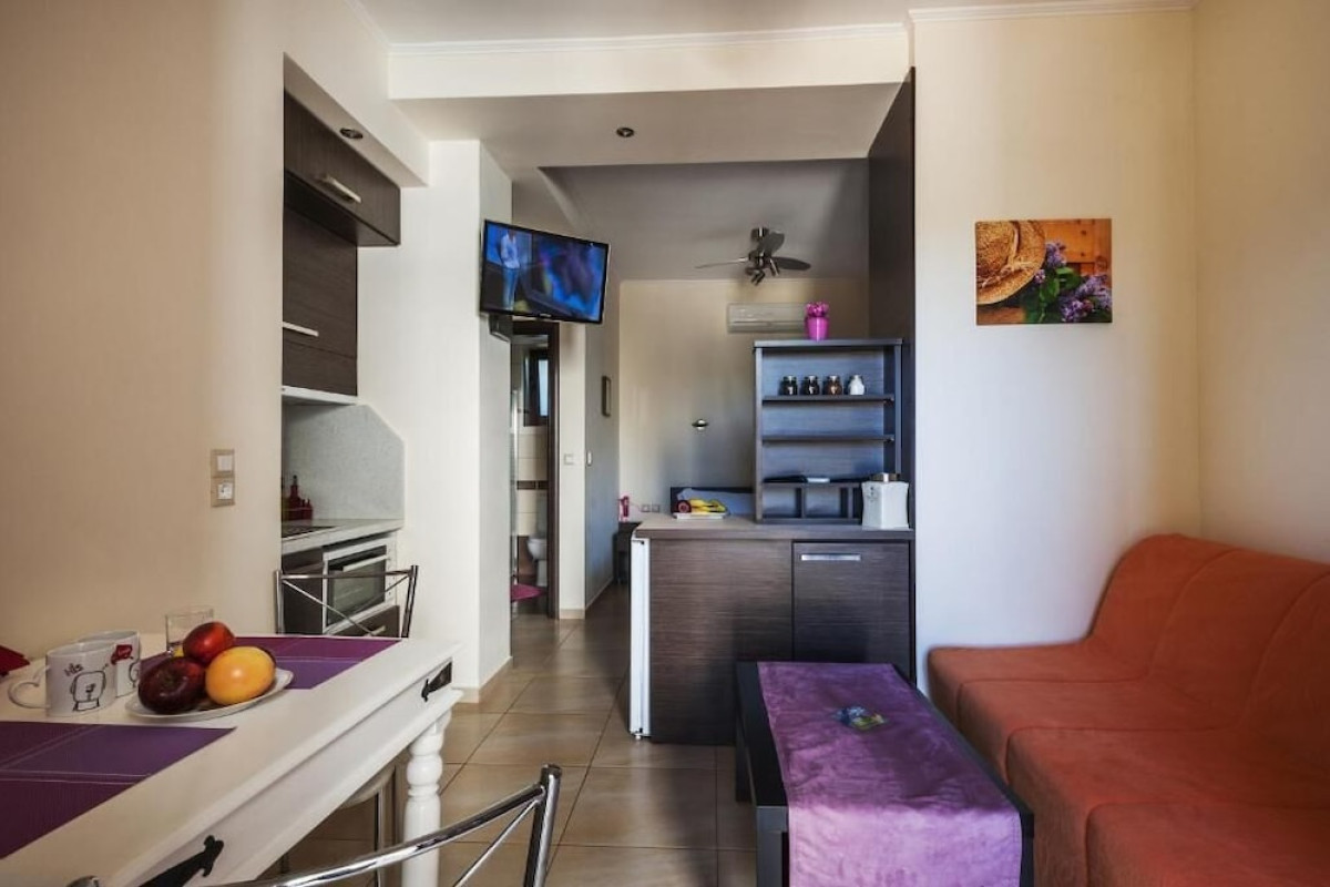 FEGAROPETRA STUDIOS