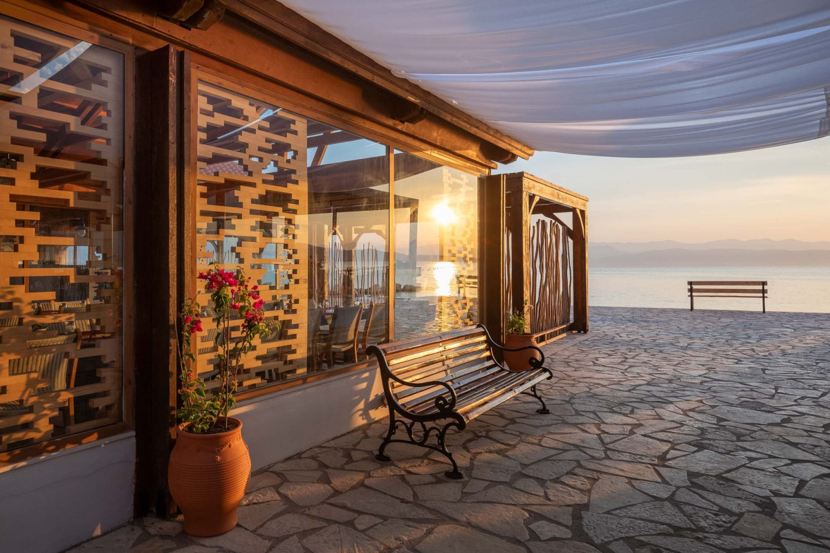 Roda Beach Resort  Spa