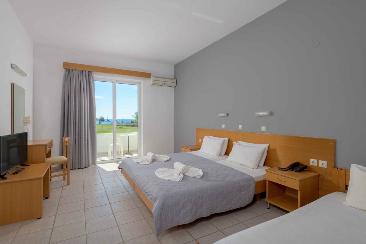 Stafilia Beach Hotel