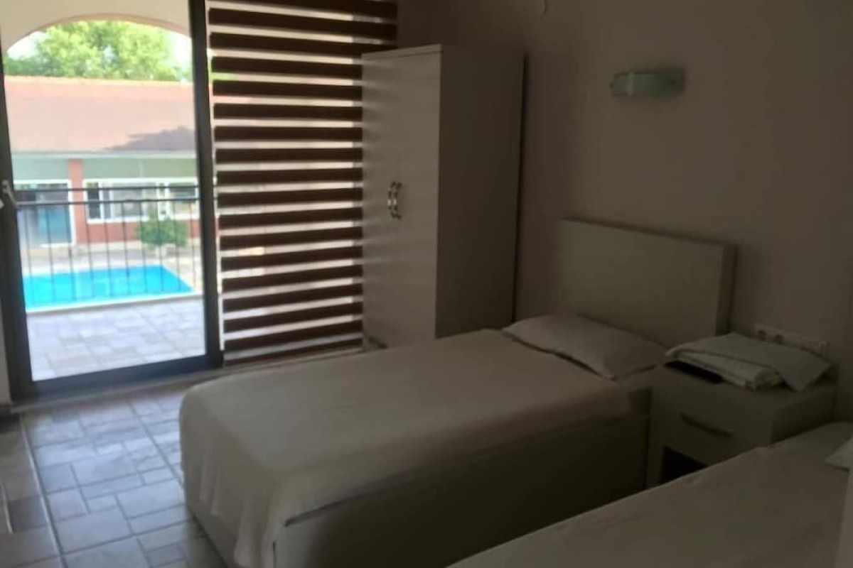 BURC HOTEL