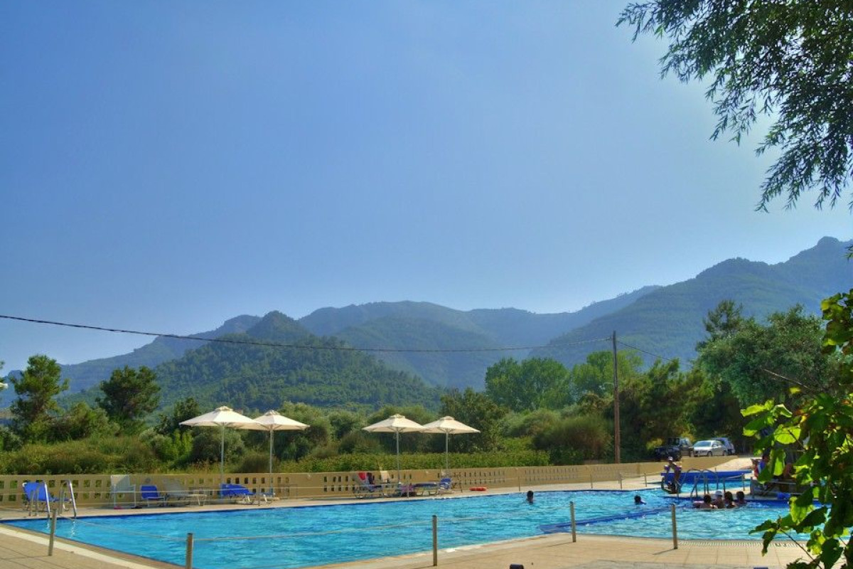 Maranton Beach Hotel