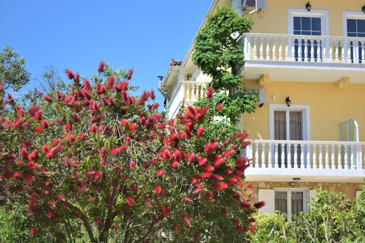 VILLA DIONYSIOS