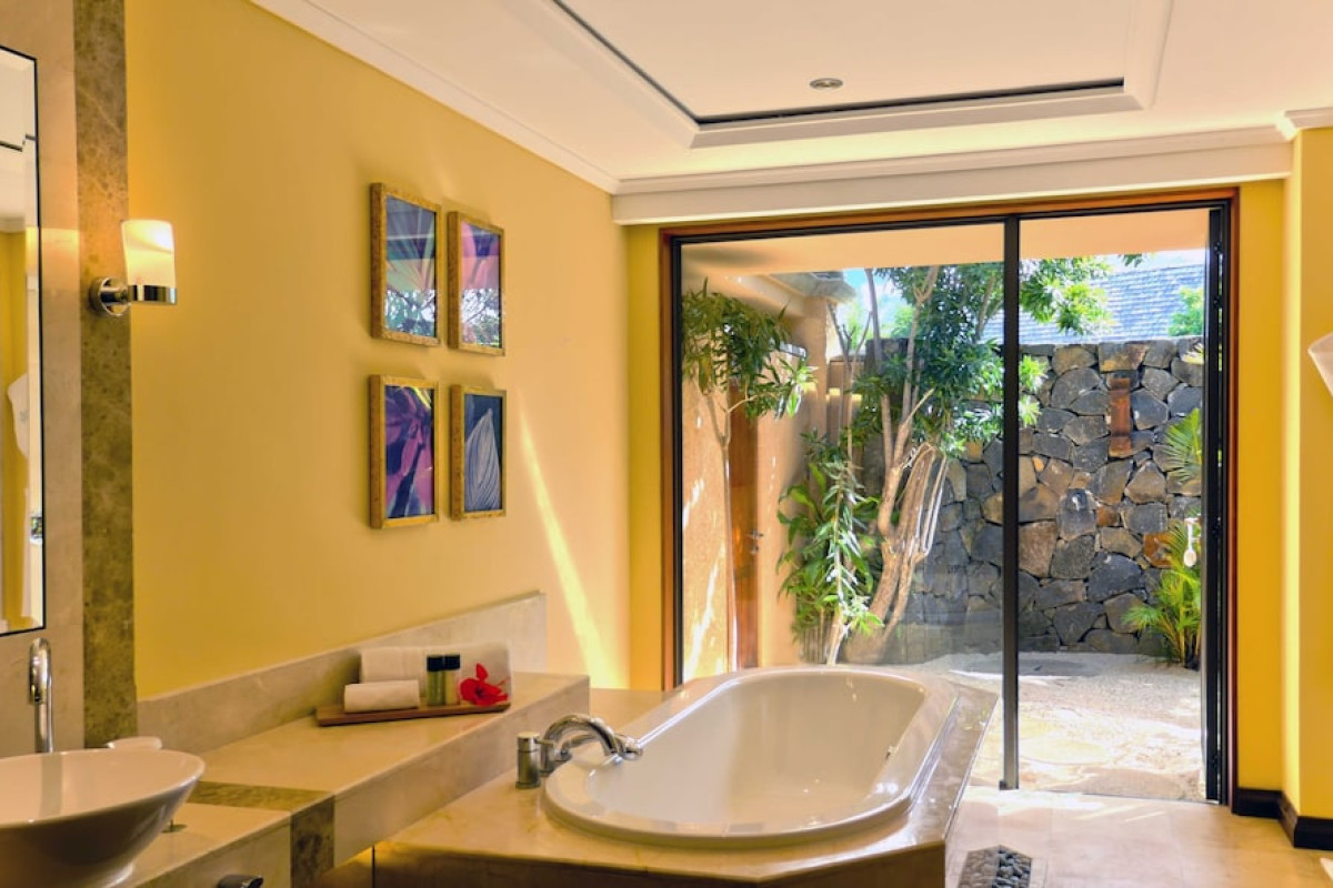 MARADIVA VILLAS RESORT AND SPA