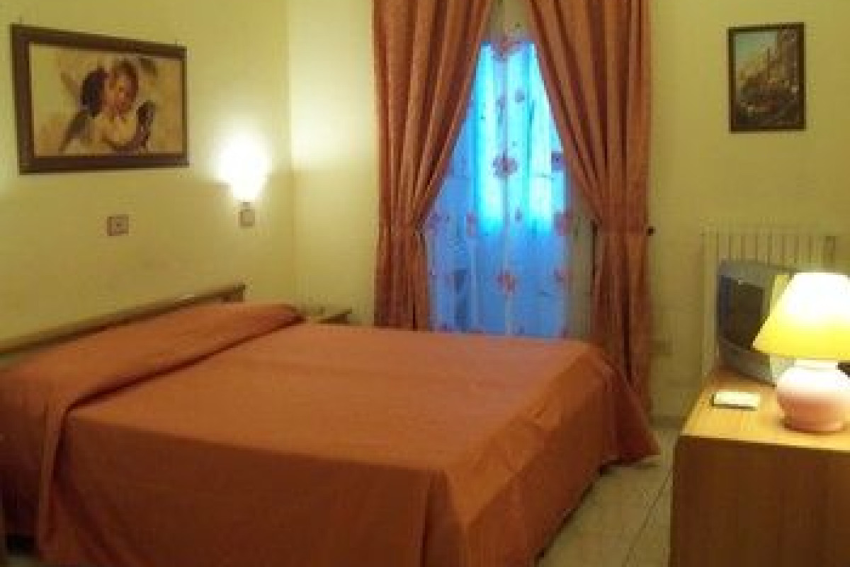 PENSIONE ROMEO HOTEL