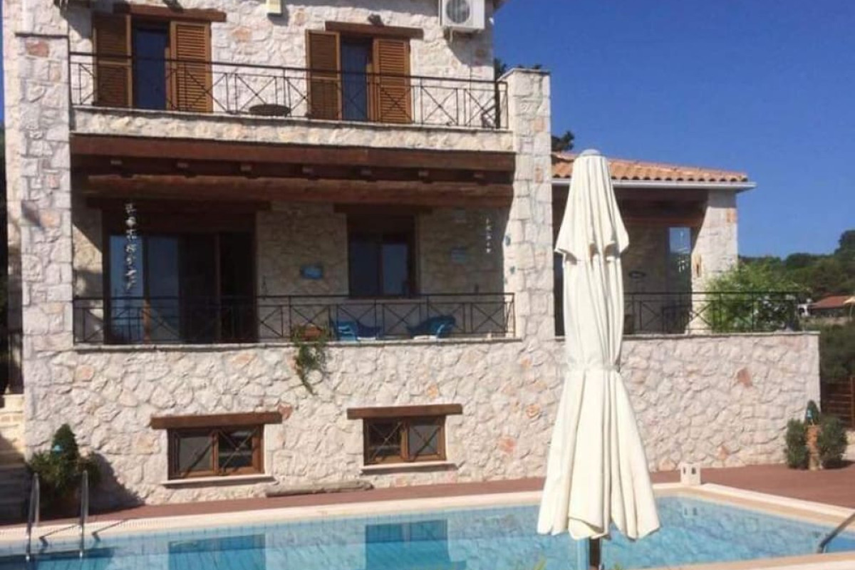 VILLA PETALOUDA STUNNING VILLA IN TRAGAKI ZANTE