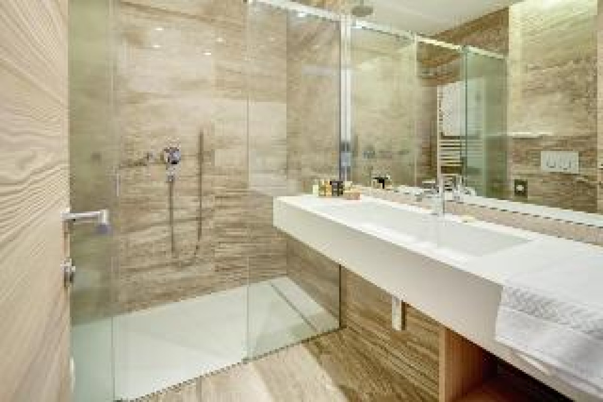 LAJADIRA HOTEL amp; SPA