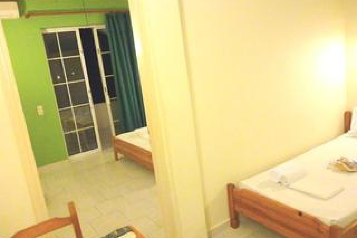 VANESSA HOTEL