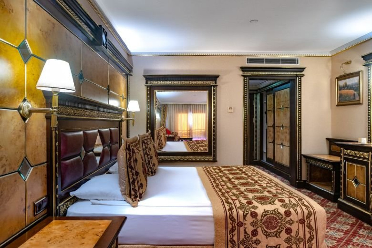 CLUB HOTEL SERA