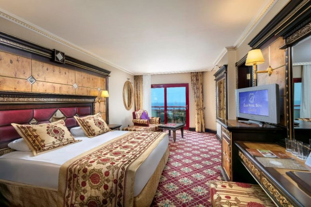 CLUB HOTEL SERA