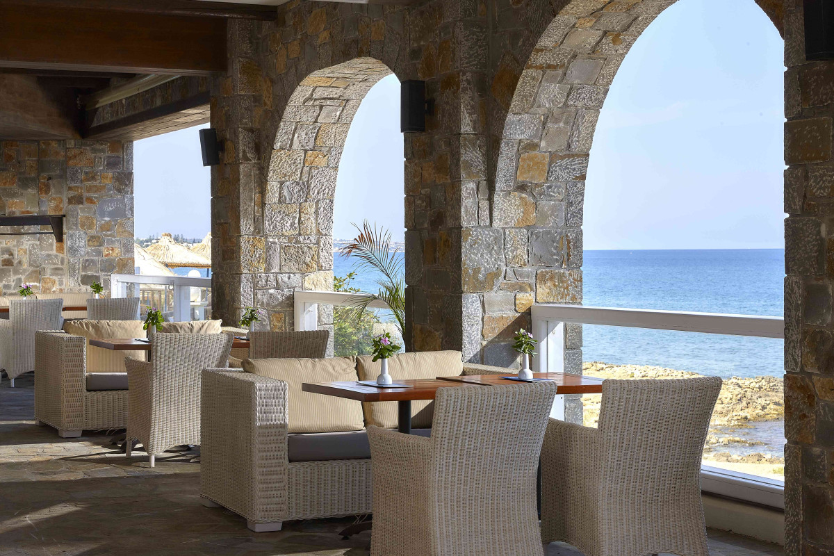 ALEXANDER BEACH HOTEL and VILLAGE