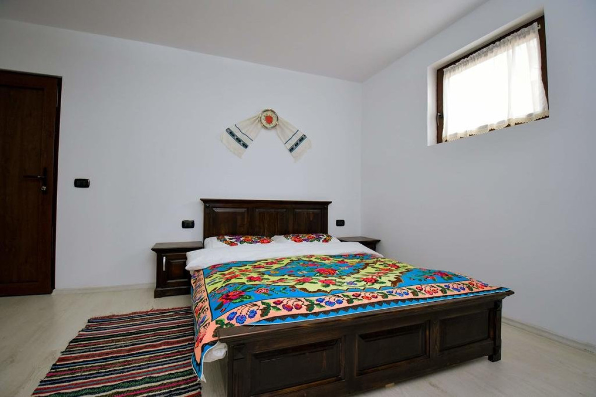 Casa Fratii Mat (Moisei)