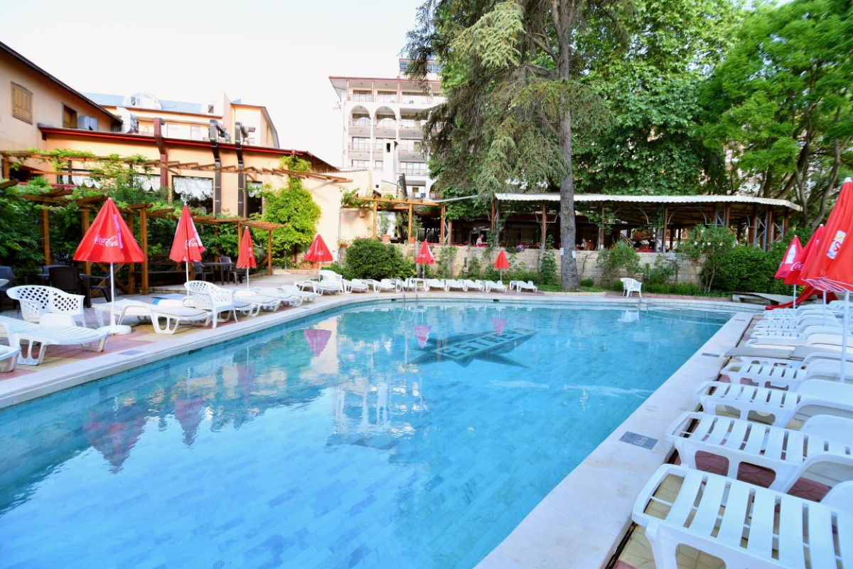 Estreya Palace (St.Constantin:E) 4*