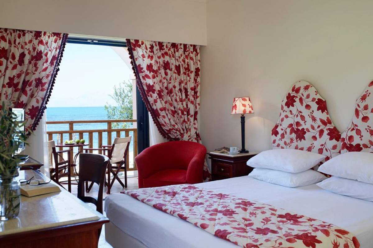 Roda Beach Resort  Spa