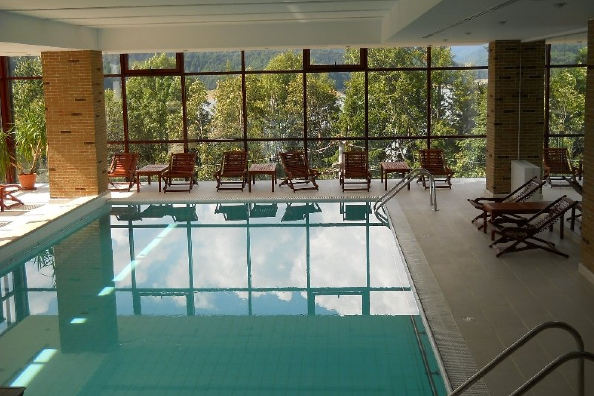 HOTEL VALEA CU PESTI