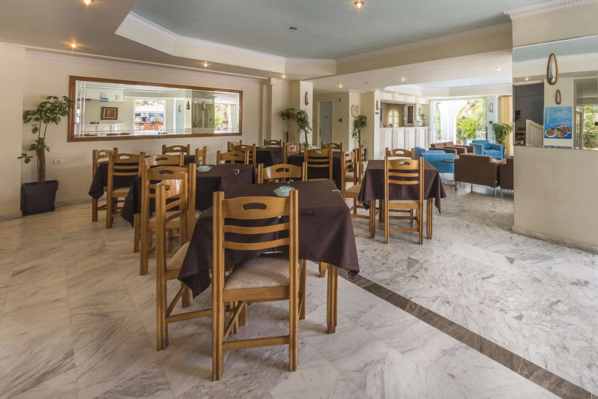 Laganas Holidays Hotel