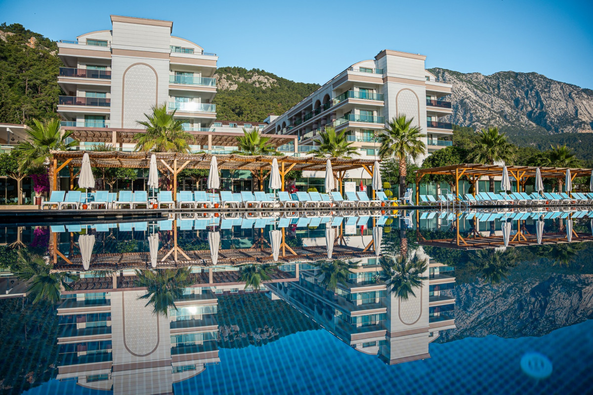Dosinia Luxury