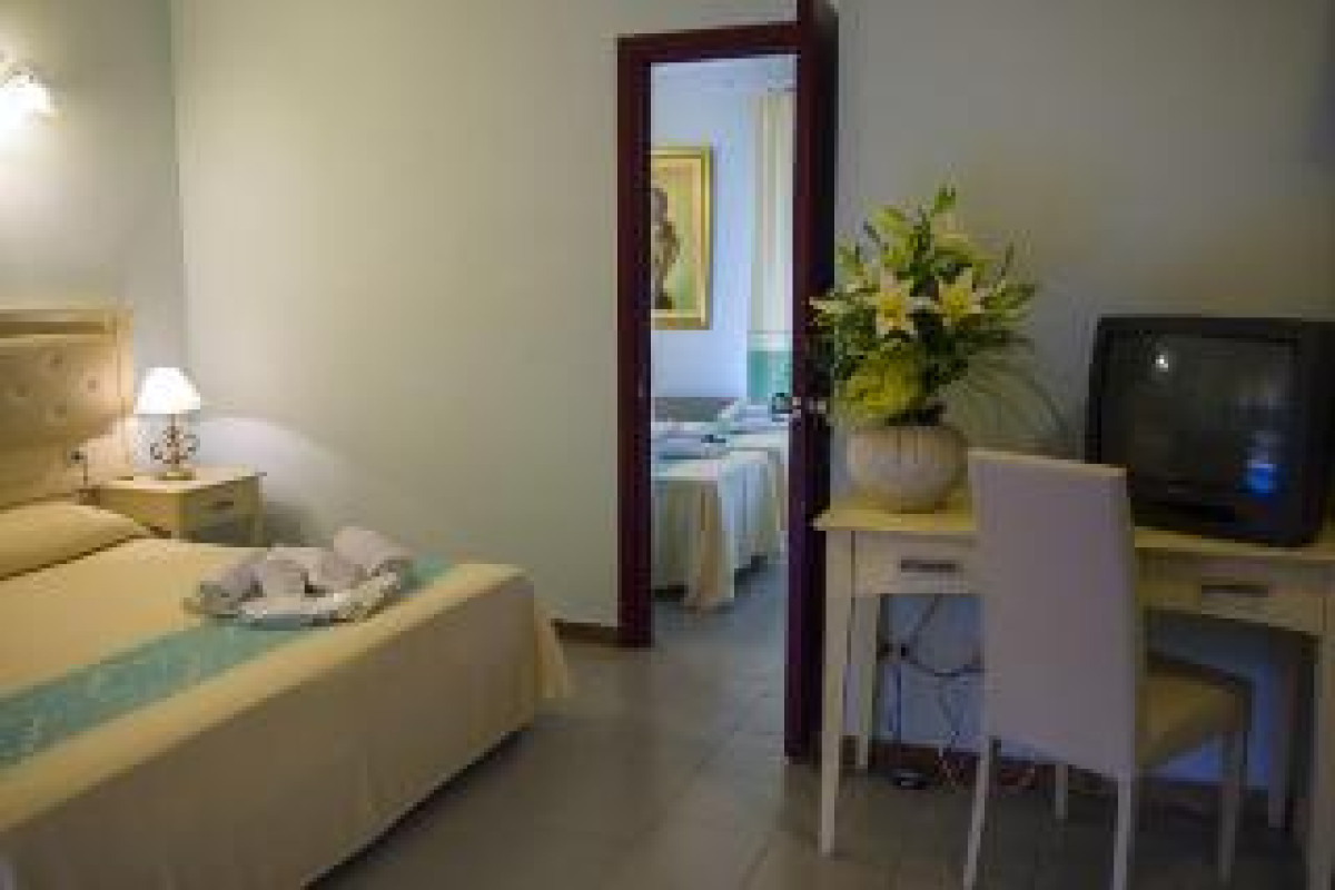 HOTEL MARINI