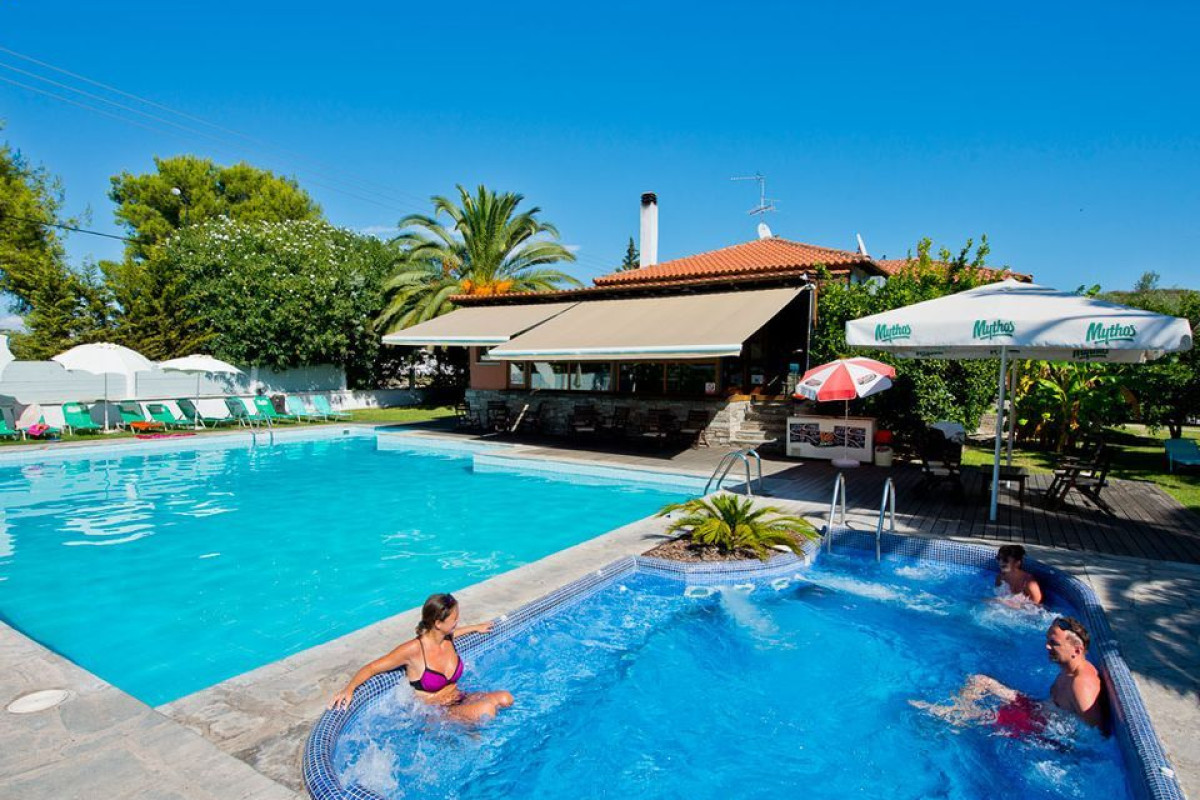 Hanioti Village Resort