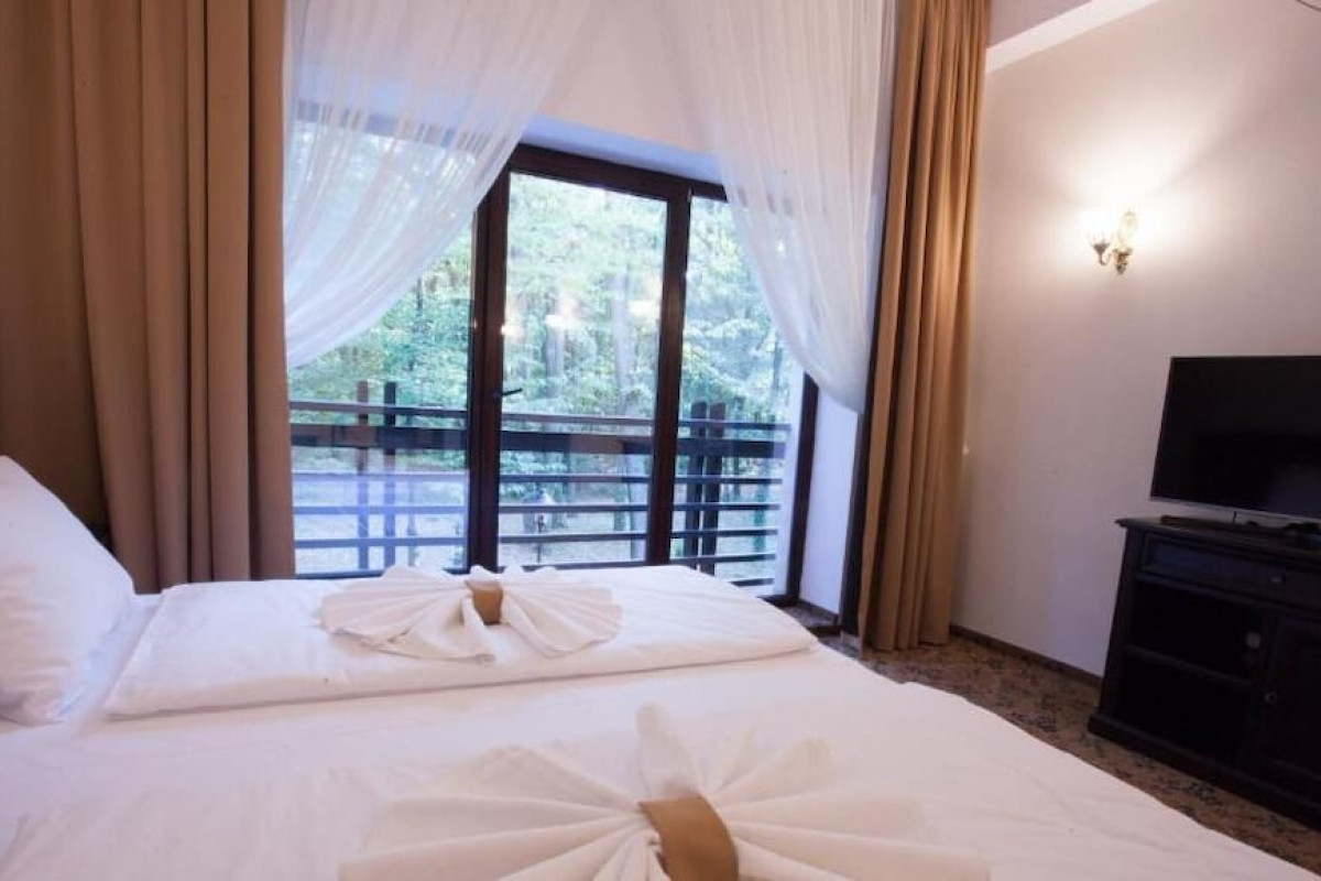 REDIU HOTEL AND RESTAURANT