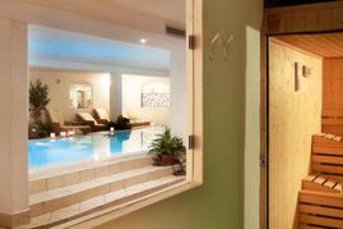 COLONNA RESORT