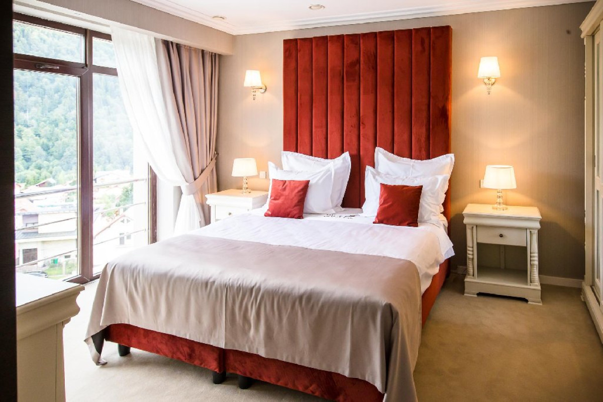 HOTEL CARPAT INN.