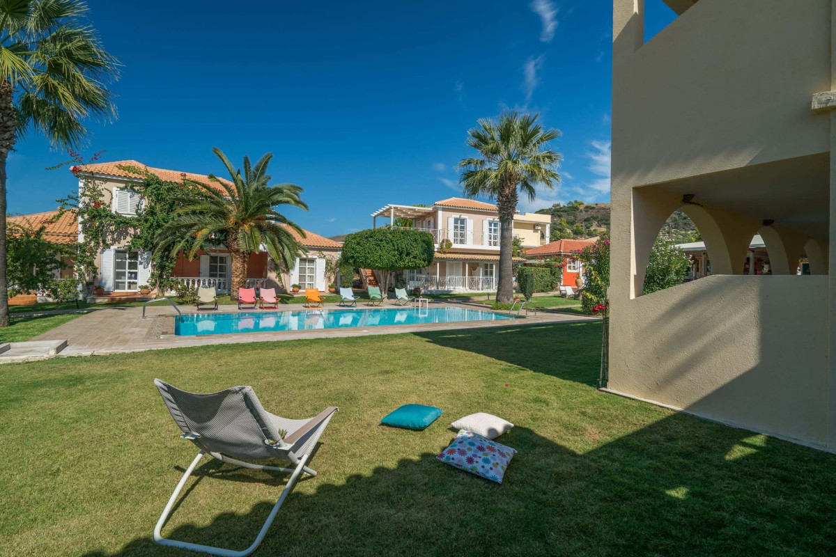 Aeolos Boutique Hotel  Suites