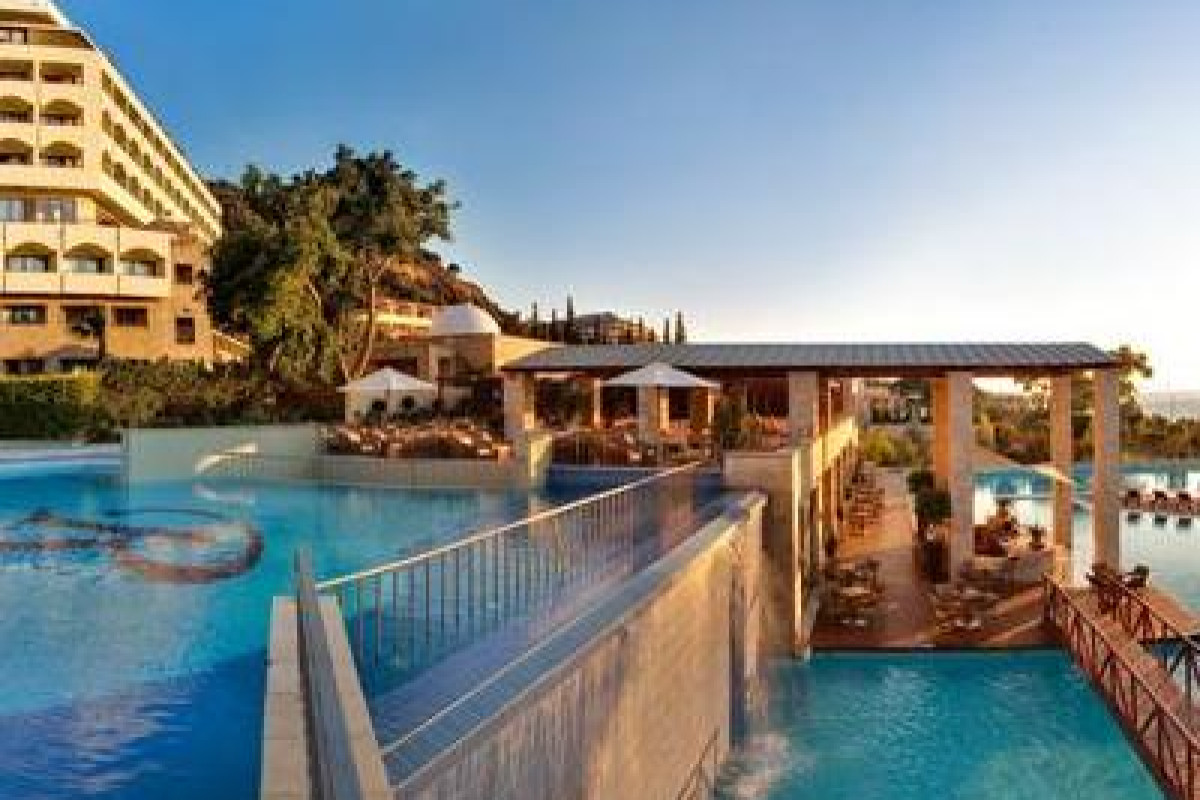AMATHUS BEACH