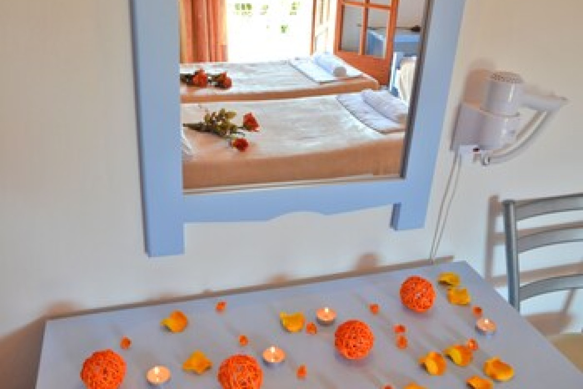 SUNNY GARDEN HOTEL