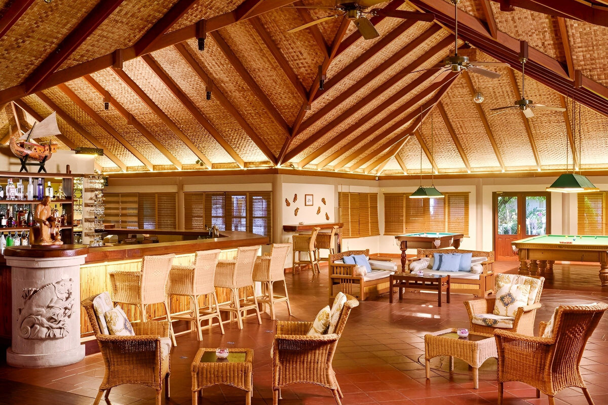 Royal Island Resort & Spa