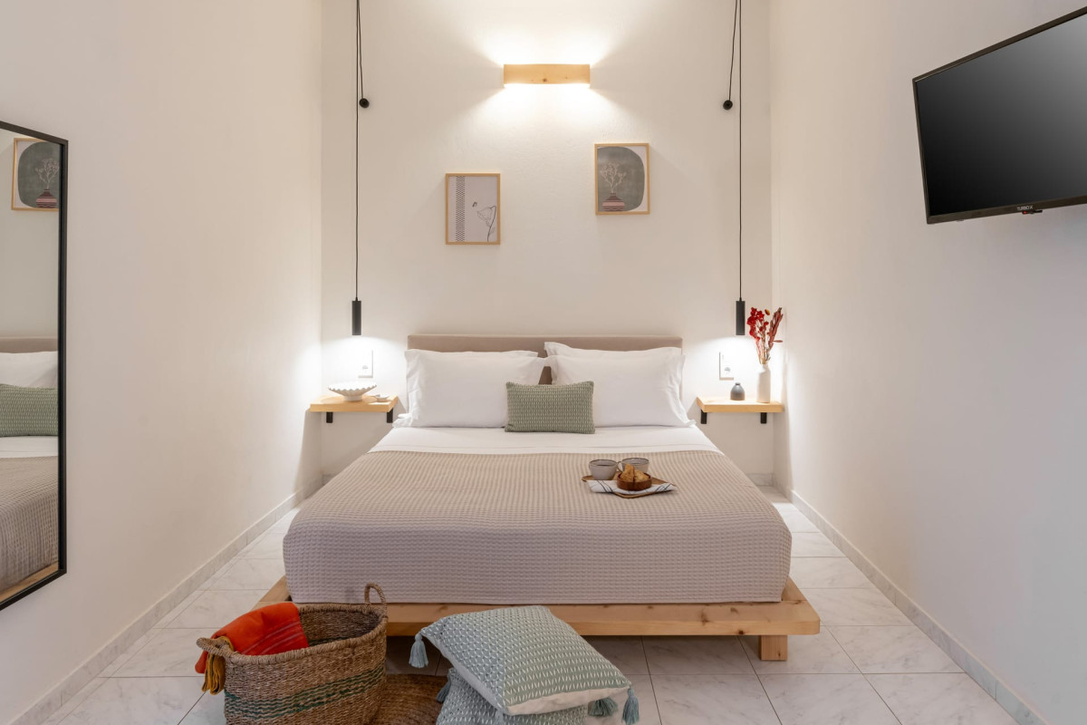 Capella Skiathos Town