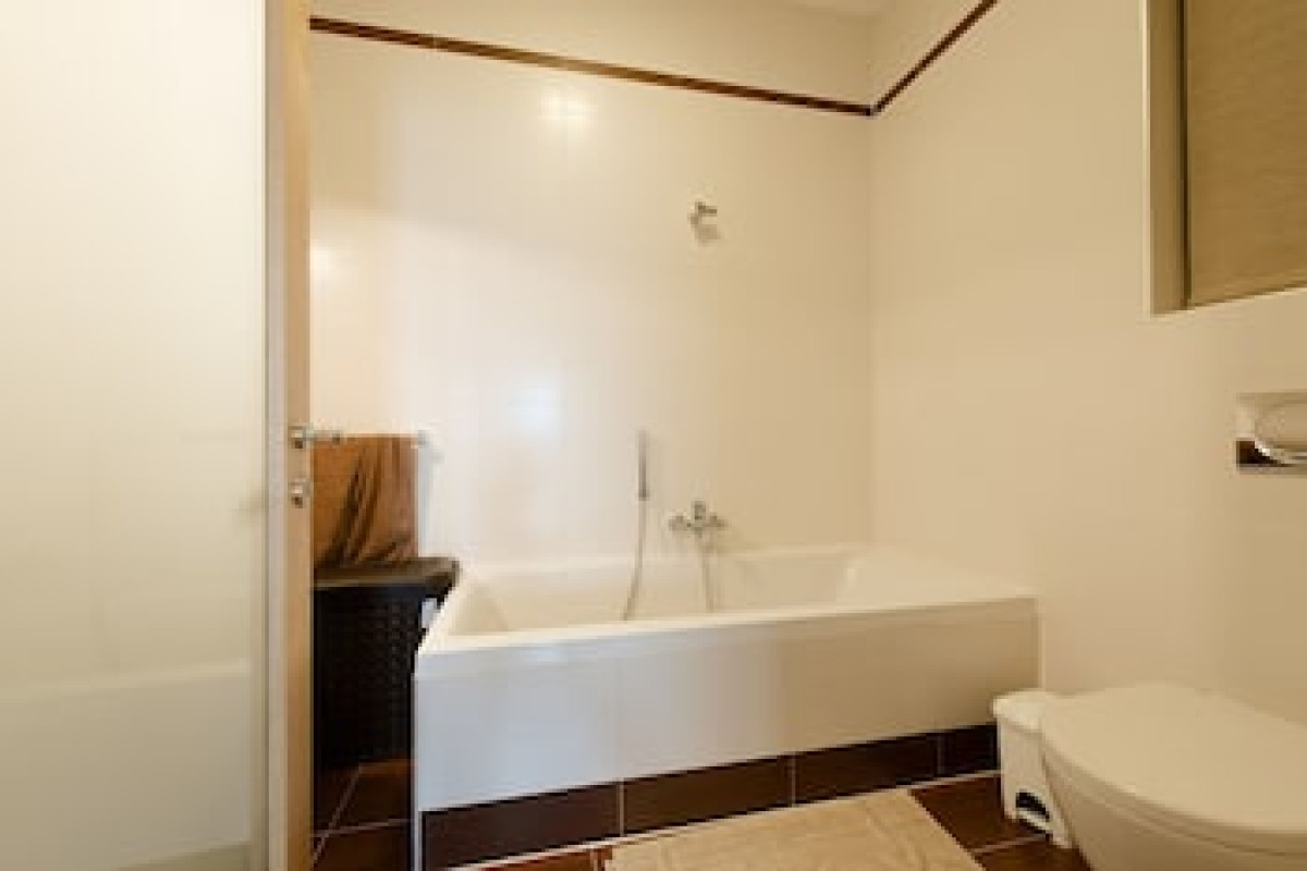 SEAFRONT LUXURY APARTMENT WITH POOL